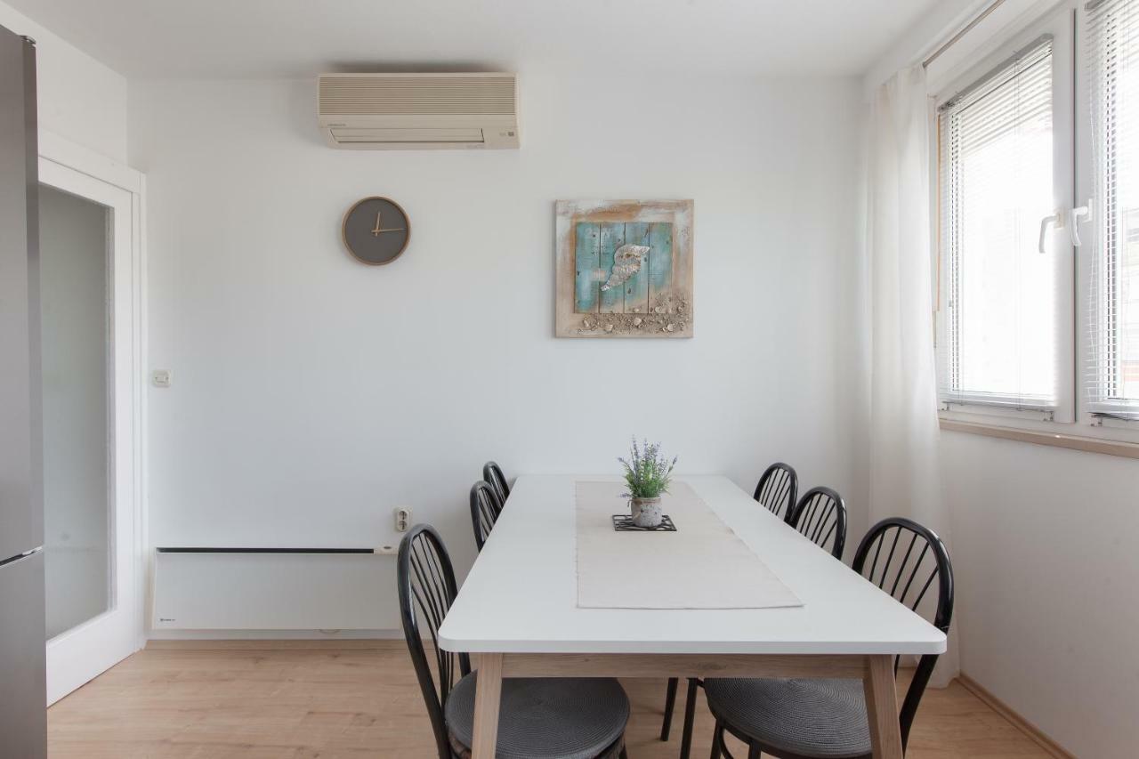 Apartment Gabriella Makarska Exterior photo